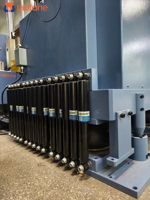 SKM700 IEC68-2-29 JIS C0042-1995와 함께 전자 장치에 대한 반격 충격 테스트 기계